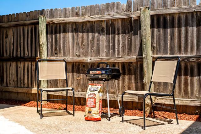 14 W Townhouse Lane 34, Grand Prairie, TX 75052