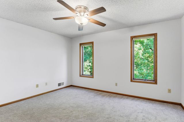 2133 Trumble Court, Chaska, MN 55318