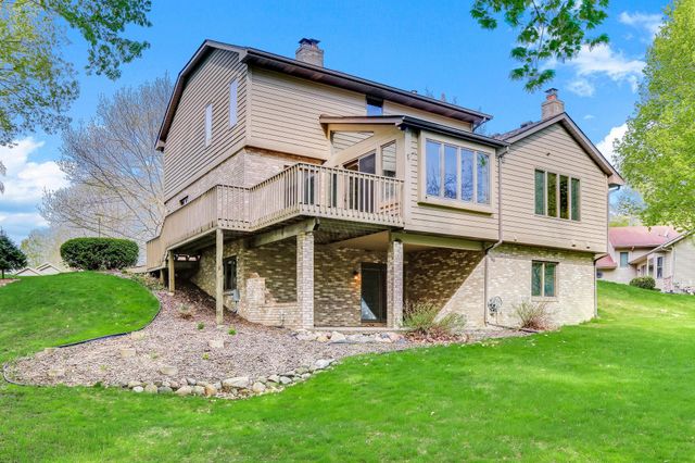 2133 Trumble Court, Chaska, MN 55318