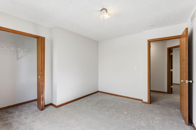 2133 Trumble Court, Chaska, MN 55318