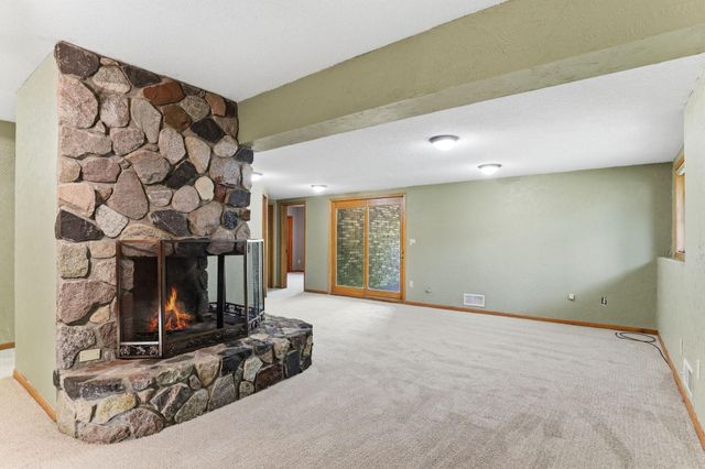 2133 Trumble Court, Chaska, MN 55318