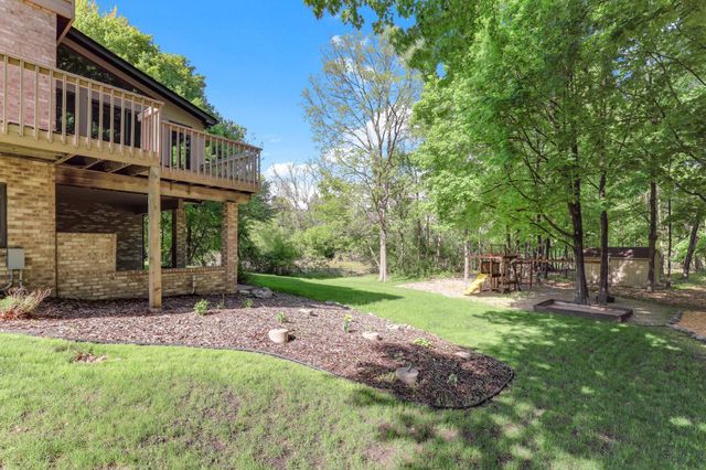 2133 Trumble Court, Chaska, MN 55318