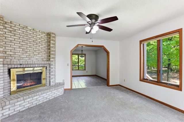 2133 Trumble Court, Chaska, MN 55318
