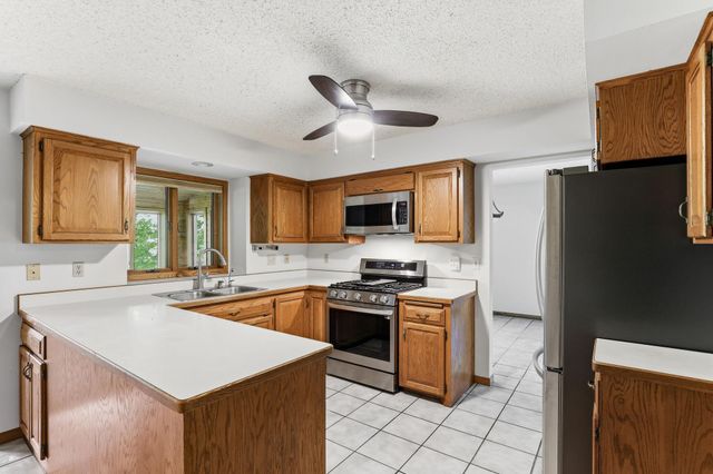 2133 Trumble Court, Chaska, MN 55318