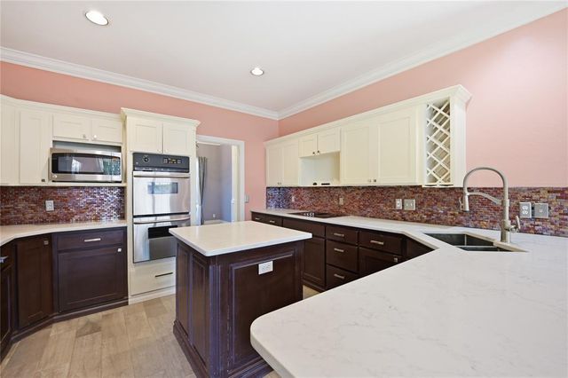10412 Whitechapel Street, Oklahoma City, OK 73162