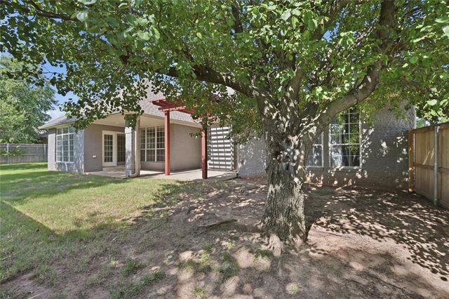 10412 Whitechapel Street, Oklahoma City, OK 73162