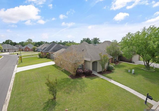 40403 Cross Creek Ave, Gonzales, LA 70737