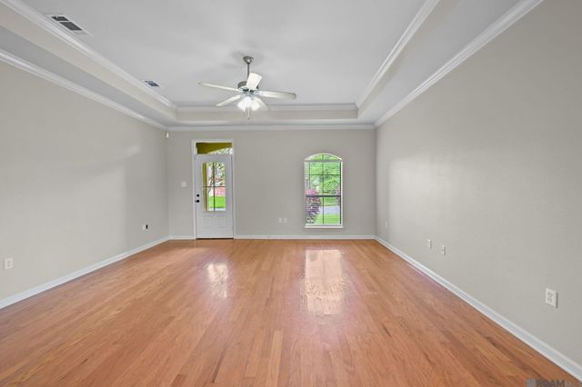 40403 Cross Creek Ave, Gonzales, LA 70737