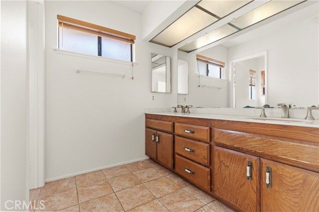 24562 Via Tonada, Lake Forest (el Toro), CA 92630