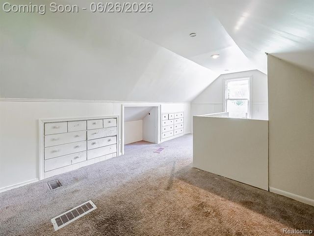 16200 Chatham Street, Detroit, MI 48219