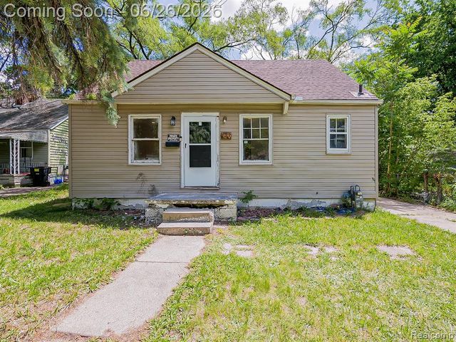 16200 Chatham Street, Detroit, MI 48219