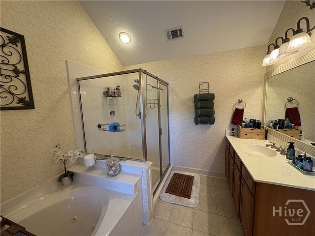 100 Cumberland Way, Savannah, GA 31407