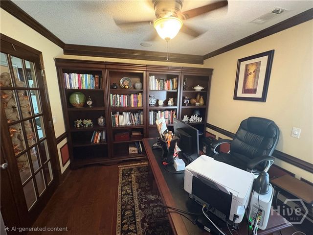 100 Cumberland Way, Savannah, GA 31407