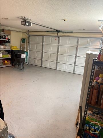 100 Cumberland Way, Savannah, GA 31407