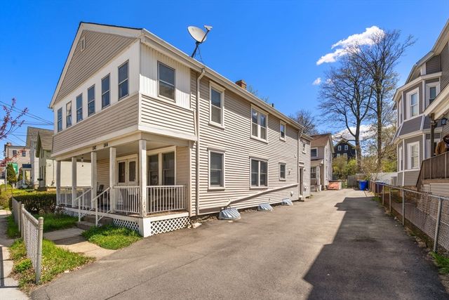 1142-1144 Plymouth Ave, Fall River, MA 02721