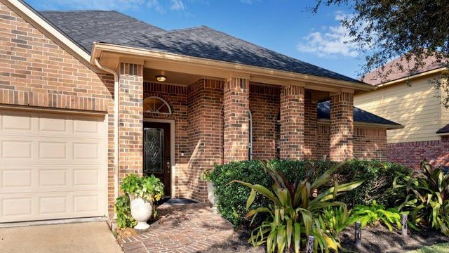 6086 Haysden Lane, League City, TX 77573