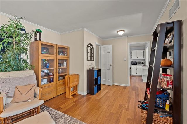 3705 Whitehaven Road, Winston-salem, NC 27106