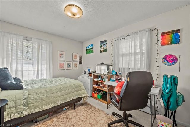 3705 Whitehaven Road, Winston-salem, NC 27106