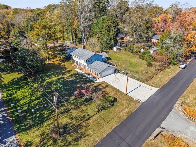 3705 Whitehaven Road, Winston-salem, NC 27106