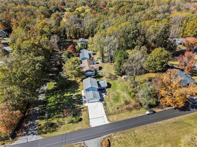 3705 Whitehaven Road, Winston-salem, NC 27106