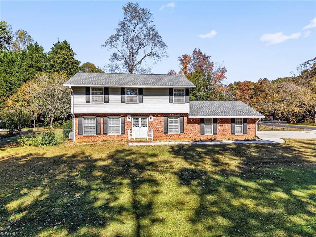 3705 Whitehaven Road, Winston-salem, NC 27106