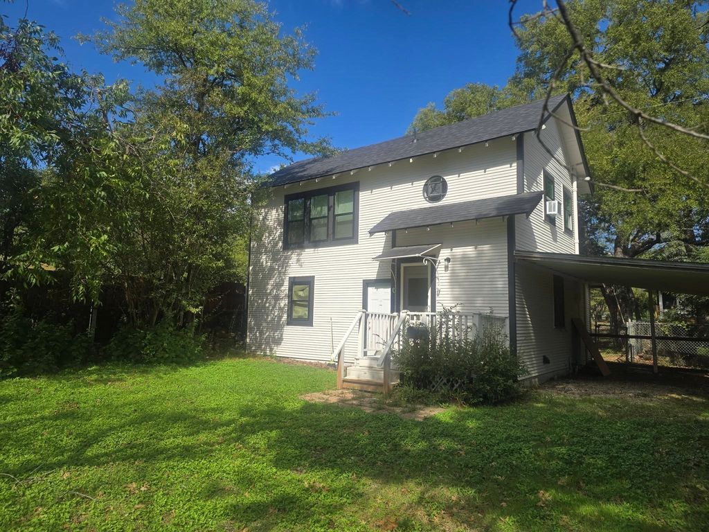 4819 Morris Avenue, Fort Worth, TX 76103 — exterior