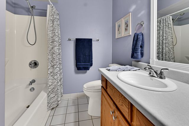 18538 Oakley Avenue, Lansing, IL 60438