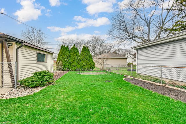 18538 Oakley Avenue, Lansing, IL 60438