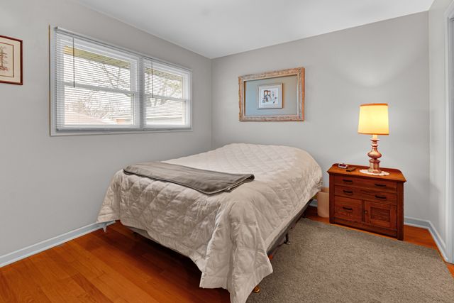 18538 Oakley Avenue, Lansing, IL 60438