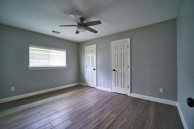 3234 Bodine Drive, Pearland, TX 77584