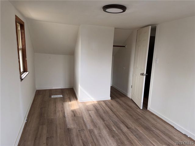 35 Hewitt Avenue, Buffalo, NY 14215