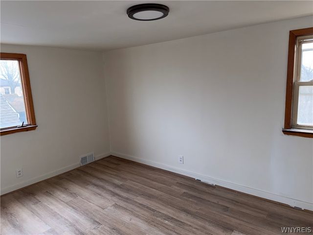 35 Hewitt Avenue, Buffalo, NY 14215