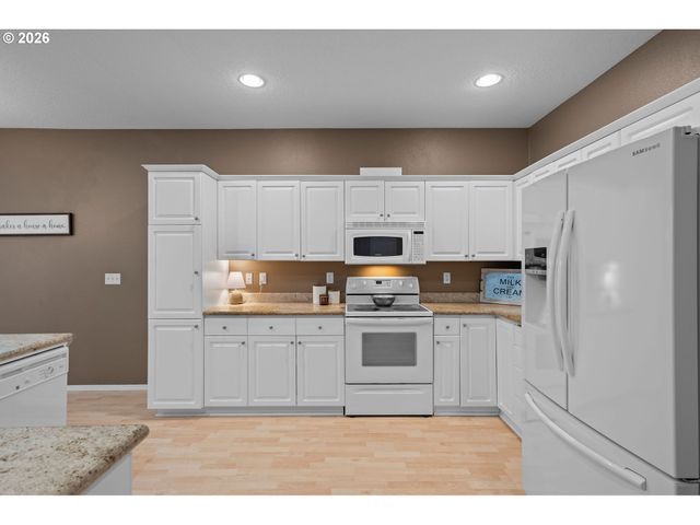 5624 J St, Washougal, WA 98671