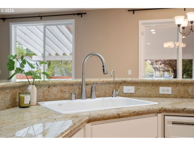 5624 J St, Washougal, WA 98671