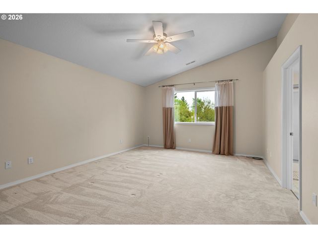 5624 J St, Washougal, WA 98671