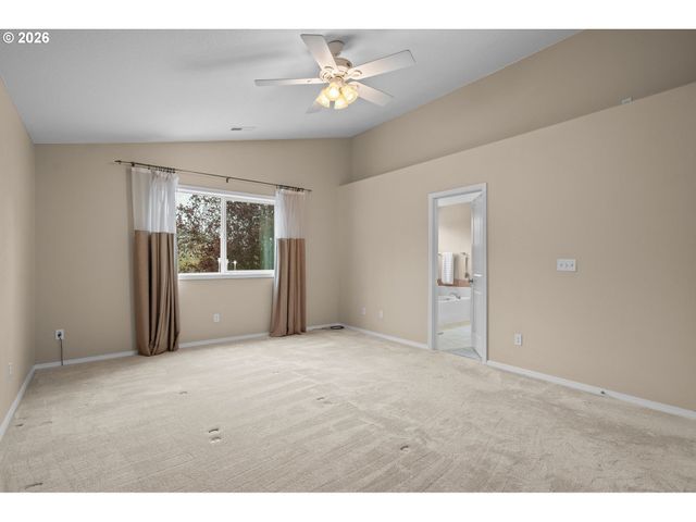 5624 J St, Washougal, WA 98671