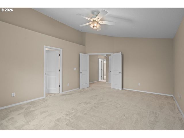 5624 J St, Washougal, WA 98671