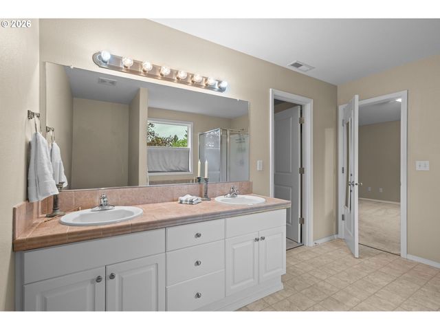 5624 J St, Washougal, WA 98671