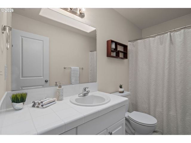 5624 J St, Washougal, WA 98671