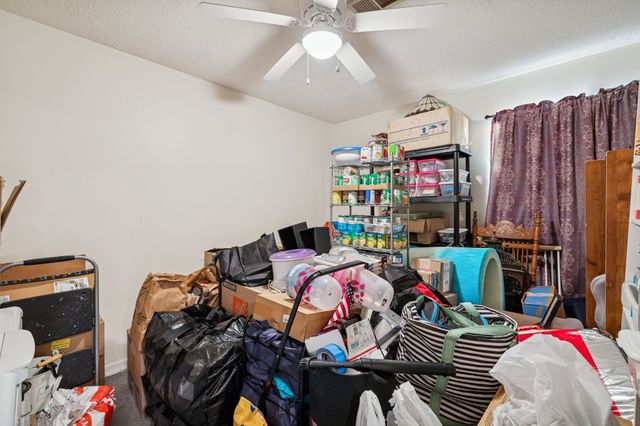 1337 Oaklawn Rd, Chapmansboro, TN 37035