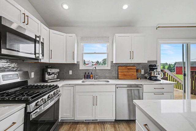 7900 Noffke Drive, Caledonia, MI 49316