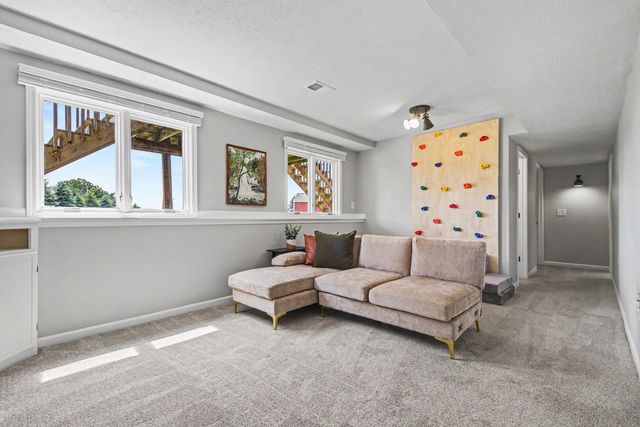7900 Noffke Drive, Caledonia, MI 49316