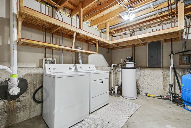 7900 Noffke Drive, Caledonia, MI 49316
