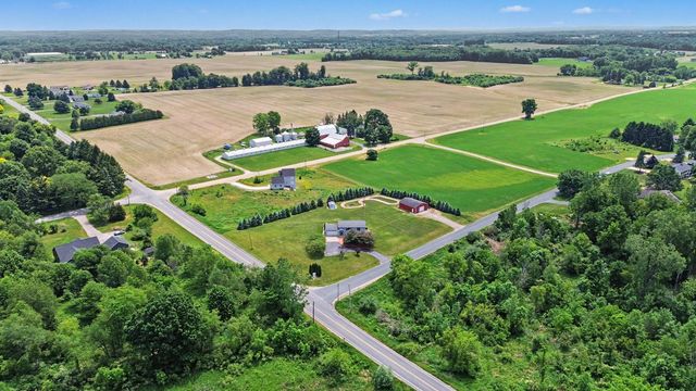 7900 Noffke Drive, Caledonia, MI 49316