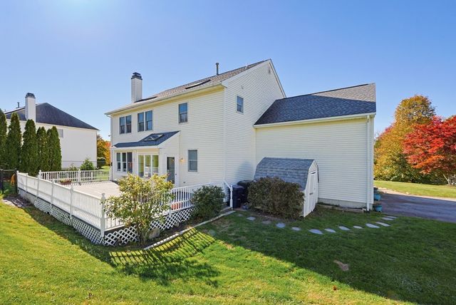 93 Robert Road, Marlborough, MA 01752
