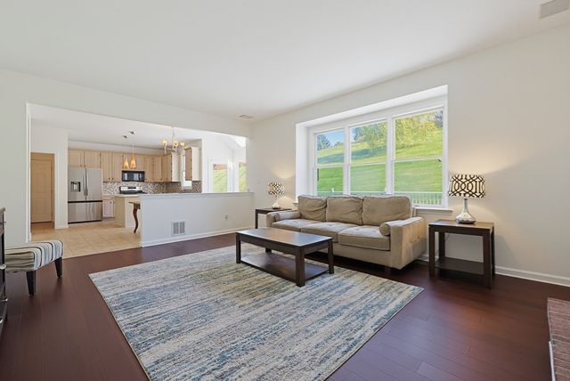 93 Robert Road, Marlborough, MA 01752