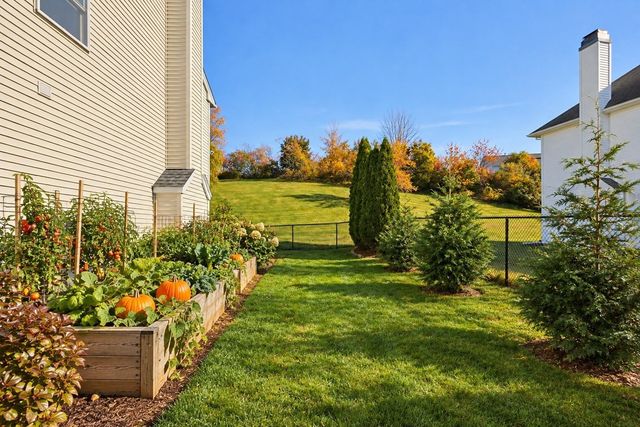 93 Robert Road, Marlborough, MA 01752