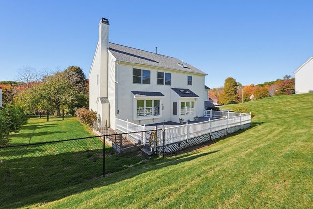 93 Robert Road, Marlborough, MA 01752