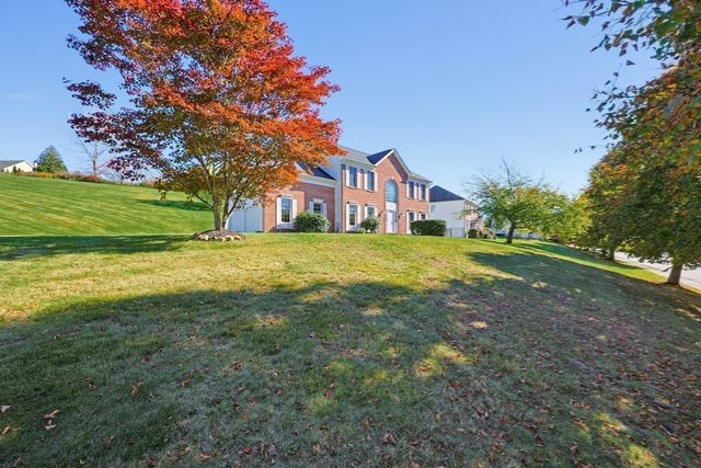 93 Robert Road, Marlborough, MA 01752