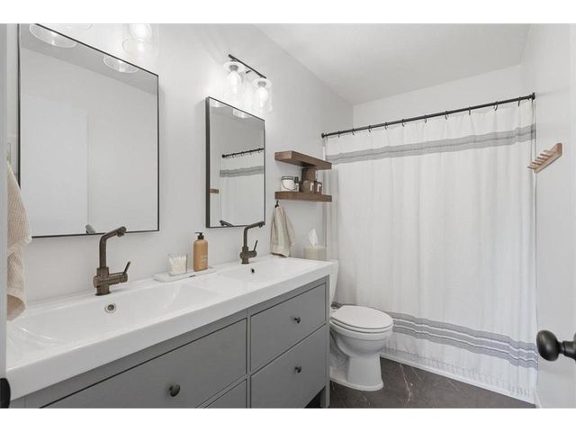1163 111th Avenue, Minneapolis, MN 55434
